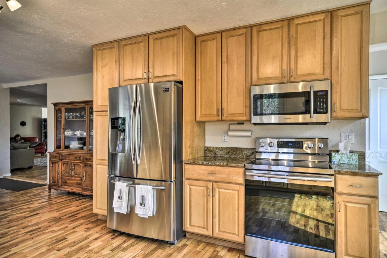Charming Kelso Home With Proximity To Cowlitz River! Extérieur photo